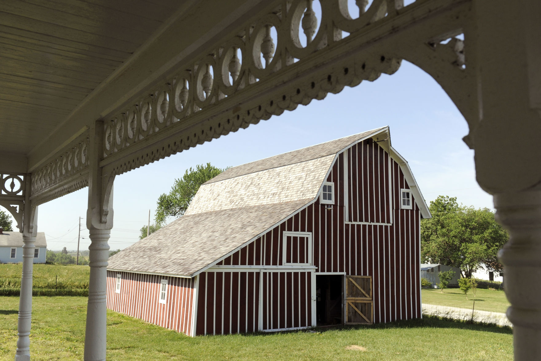 Pawnee museum barn